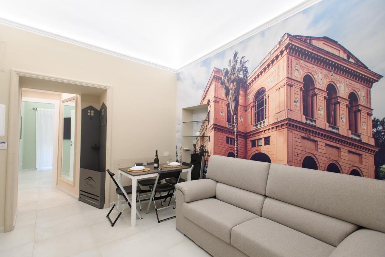 Alessia Holiday House 90Mq Salerno Centro ภายนอก รูปภาพ